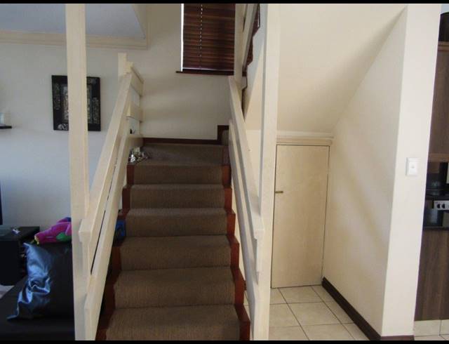 3 BEDROOM DUPLEX TO LET IN CHILTERN HILLS